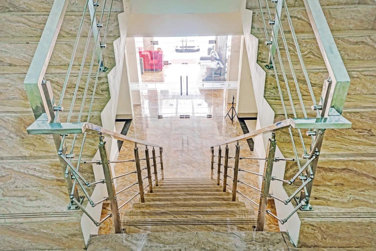 Kirei Hotel Bantaeng Buitenkant foto